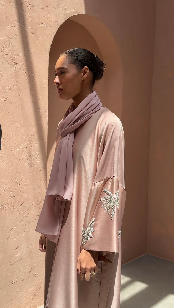 Tranquil Breeze Abaya in Soft Blush
